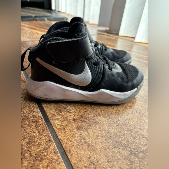 Toddler nikes - Picture 6 of 6